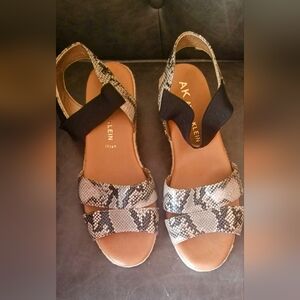 Anne Klein Women's Snakeskin Sandals - Black and Tan